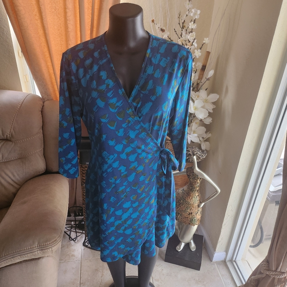 H by Halston wrap dress size M petite - Picture 2 of 5